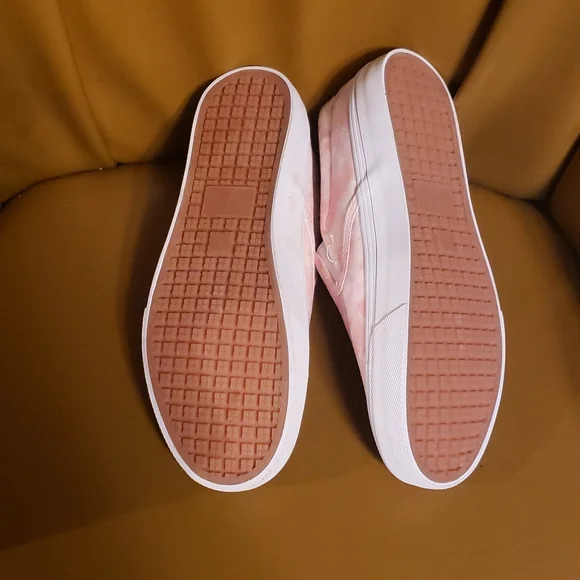 Tie dye slip on shoes - Picture 4 of 4